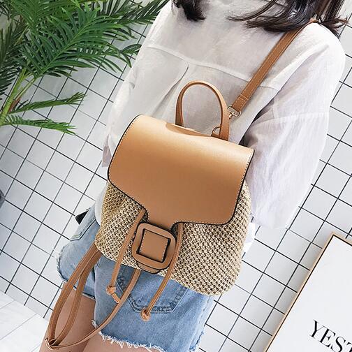 Sac à dos en paille