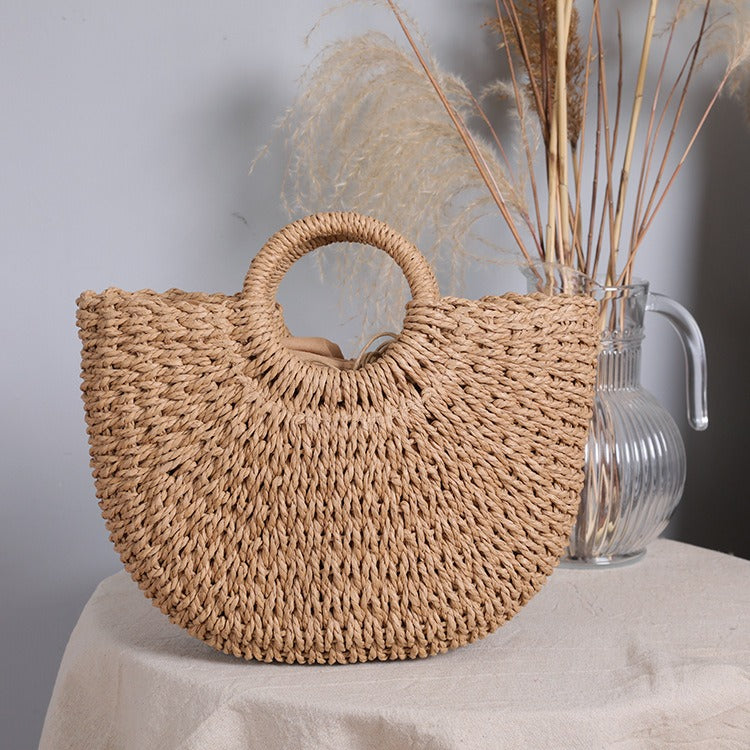 Sac d'été en paille arrondi