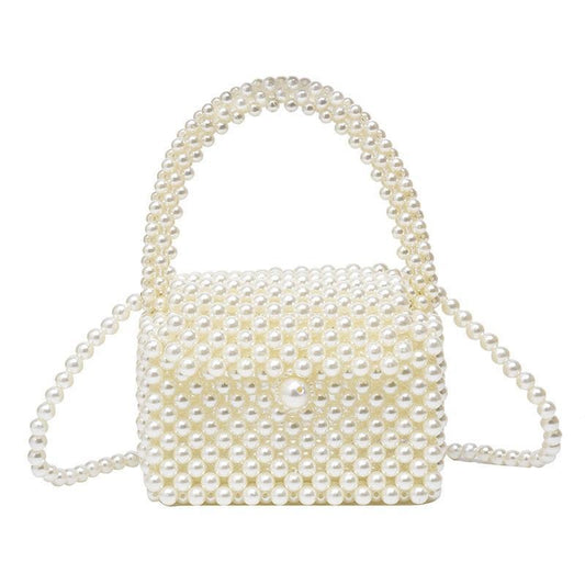 Mini sac en perle blanche porté à la main, avec anse rigide et chaînette épaule, format 15x9x8 cm, idéal pour cérémonie ou soirée