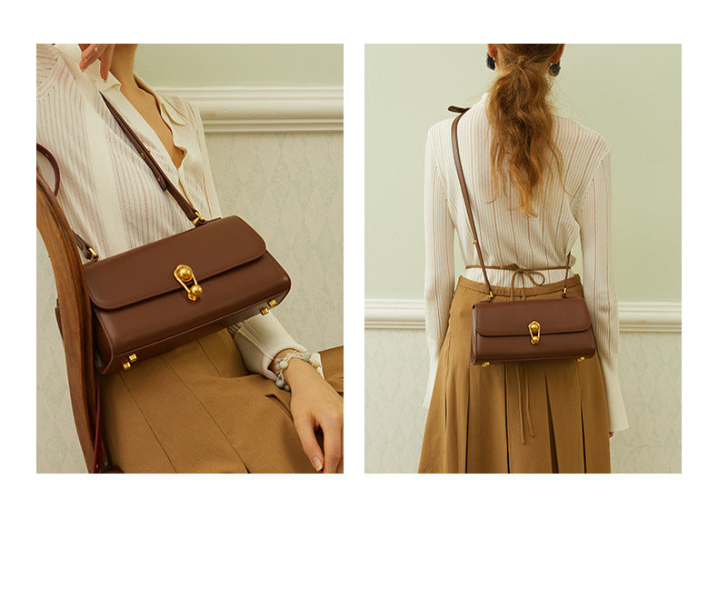Sac rétro chic en simili cuir, avec fermoir doré bijou et bandoulière ajustable, format 25x12.5x7 cm