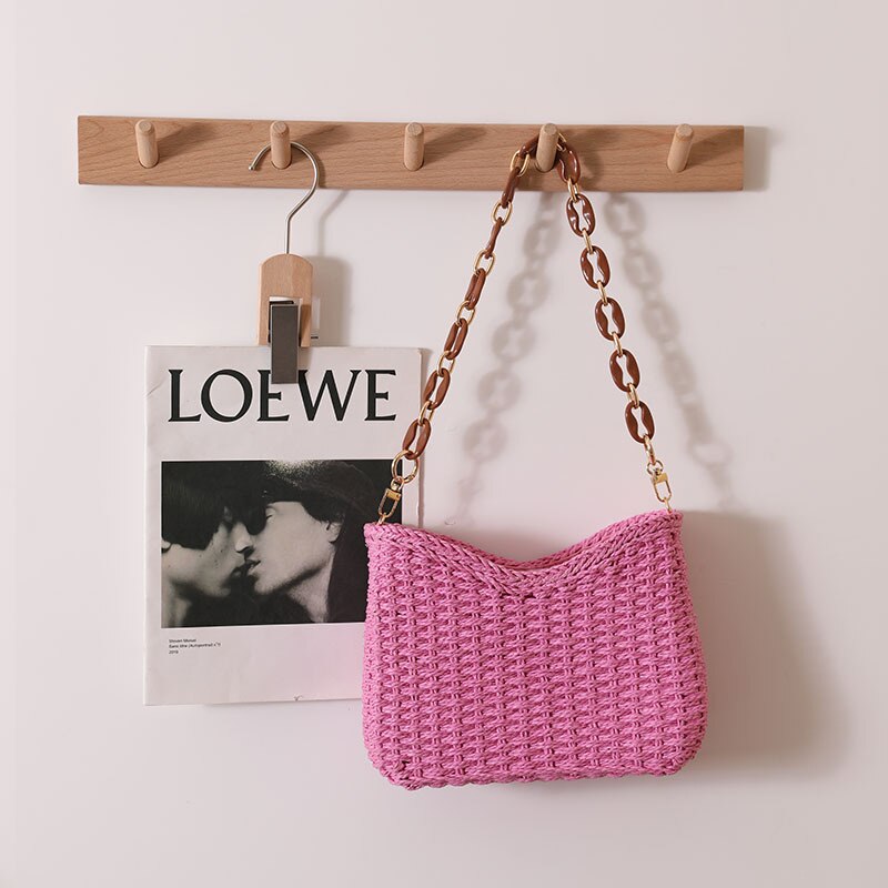 Sac en osier tendance rose
