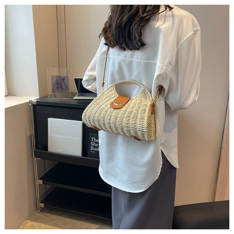 Sac en paille chic cross body