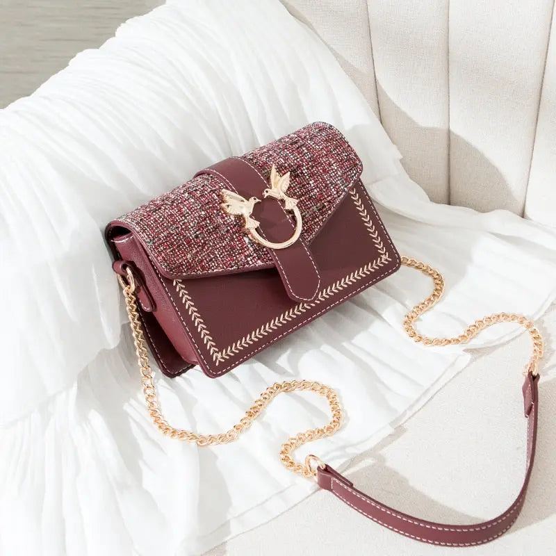 Sac Bandoulière Dorée Motif Colombe rouge
