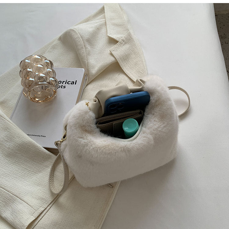 Sac à main fausse fourrure tendance