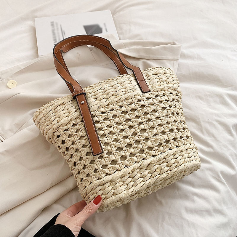 Sac de paille pour la plage beige