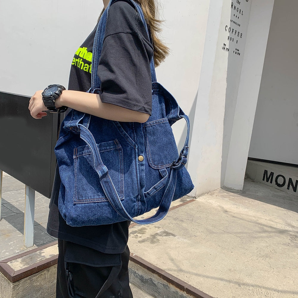 Grand sac en jean bleu foncé femme