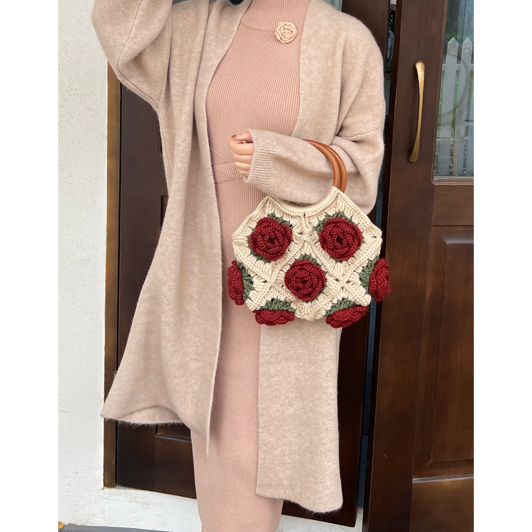 Sac en crochet motif rose femme