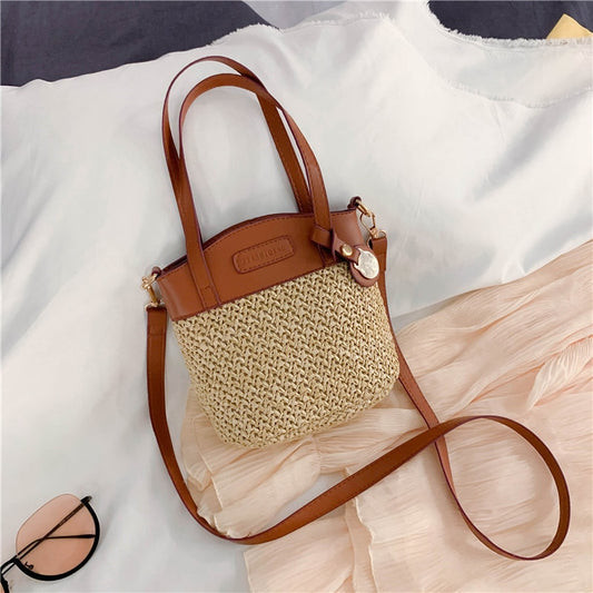 Sac en paille et cuir