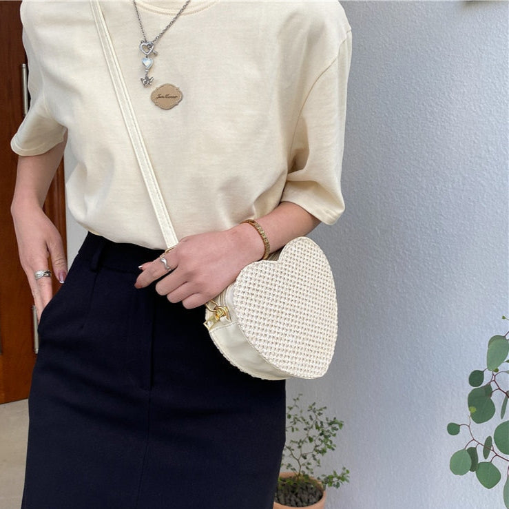 Sac en paille coeur beige