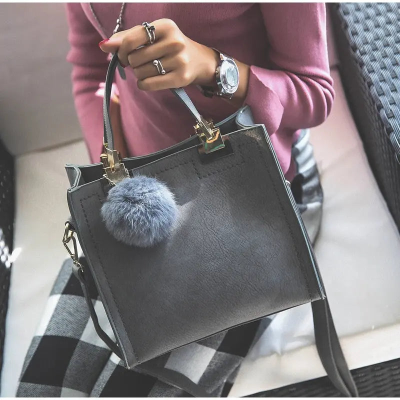 Sac en Cuir avec Pompom tendance