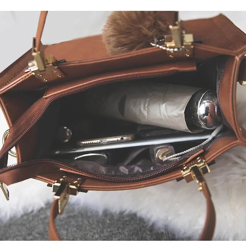 Sac en Cuir avec Pompom grand format